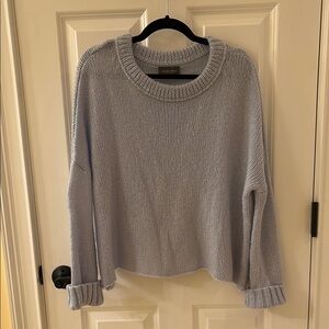 Wooden Ships crew neck sweater. Size XS. Great pre-owned condition.